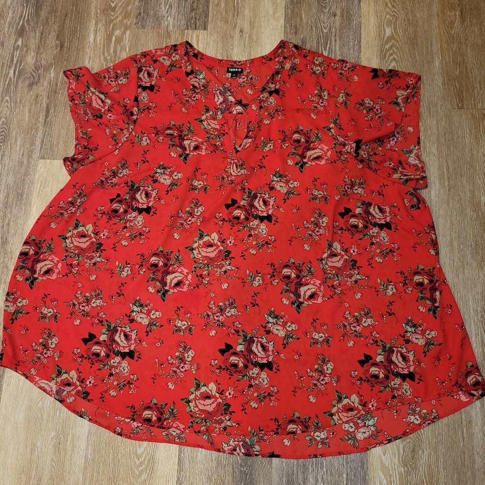 Torrid Plus Size 6 Top